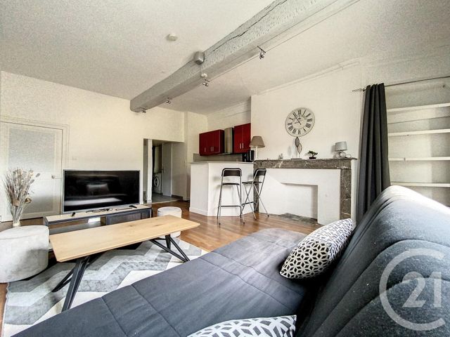 Studio à louer - 1 pièce - 39.77 m2 - CHALONS EN CHAMPAGNE - 51 - CHAMPAGNE-ARDENNE - Century 21 Martinot Immobilier