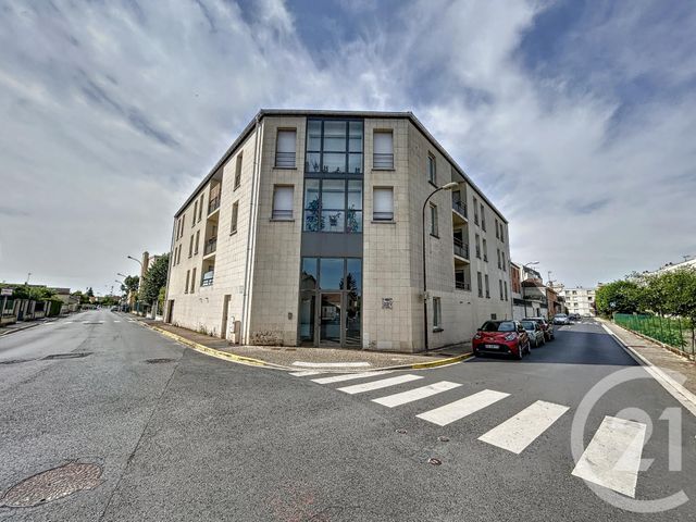 Appartement F3 à vendre - 3 pièces - 66.88 m2 - CHALONS EN CHAMPAGNE - 51 - CHAMPAGNE-ARDENNE - Century 21 Martinot Immobilier