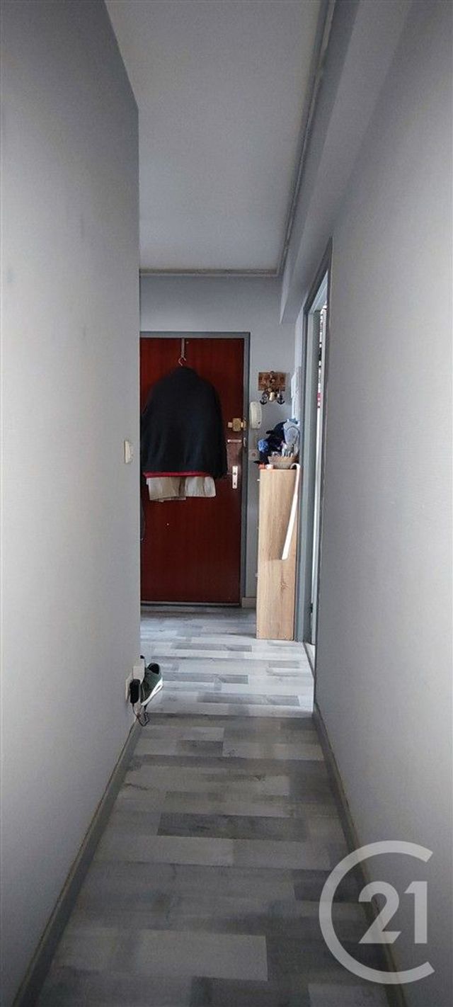 Appartement F3 à vendre - 3 pièces - 59.38 m2 - CHALONS EN CHAMPAGNE - 51 - CHAMPAGNE-ARDENNE - Century 21 Martinot Immobilier