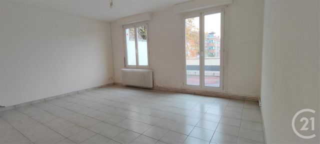 Appartement F4 à vendre - 4 pièces - 88.0 m2 - CHALONS EN CHAMPAGNE - 51 - CHAMPAGNE-ARDENNE - Century 21 Martinot Immobilier