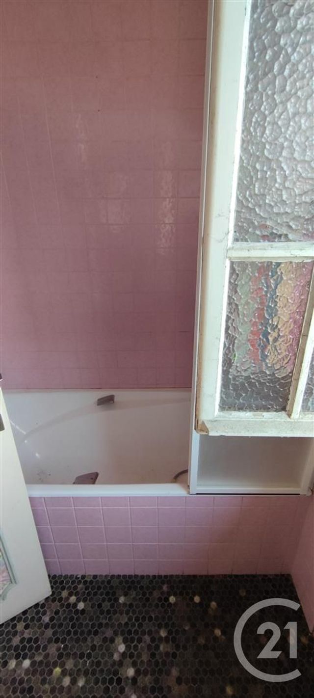 maison à vendre - 7 pièces - 192.0 m2 - CHALONS EN CHAMPAGNE - 51 - CHAMPAGNE-ARDENNE - Century 21 Martinot Immobilier