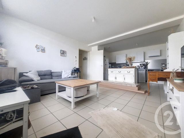 Appartement F3 à louer SARRY