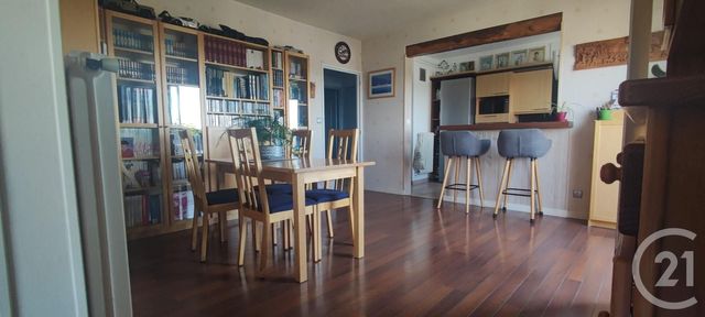Appartement F5 à vendre - 5 pièces - 86.0 m2 - CHALONS EN CHAMPAGNE - 51 - CHAMPAGNE-ARDENNE - Century 21 Martinot Immobilier