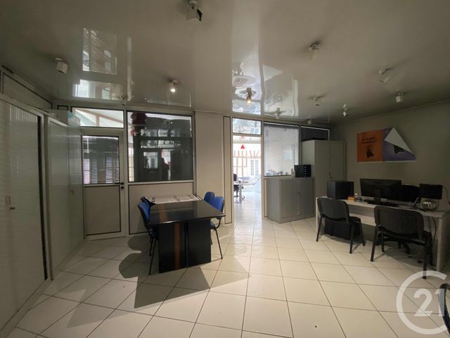 commerce à louer - 143.0 m2 - CHALONS EN CHAMPAGNE - 51 - CHAMPAGNE-ARDENNE - Century 21 Martinot Immobilier