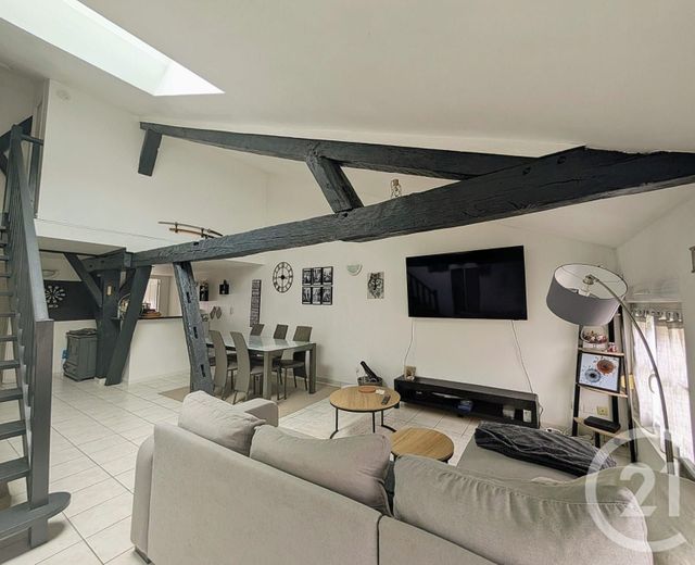 Appartement à vendre - 6 pièces - 96.33 m2 - CHALONS EN CHAMPAGNE - 51 - CHAMPAGNE-ARDENNE - Century 21 Martinot Immobilier