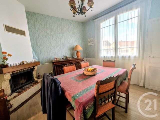 maison à vendre - 5 pièces - 130.48 m2 - CHALONS EN CHAMPAGNE - 51 - CHAMPAGNE-ARDENNE - Century 21 Martinot Immobilier