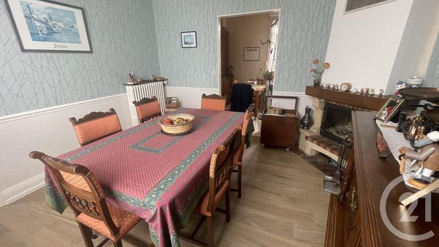 maison à vendre - 5 pièces - 130.48 m2 - CHALONS EN CHAMPAGNE - 51 - CHAMPAGNE-ARDENNE - Century 21 Martinot Immobilier