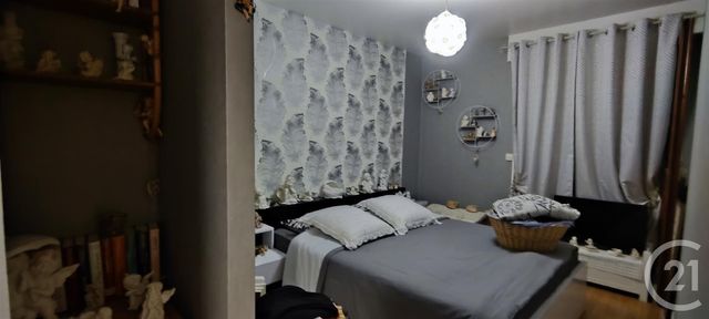 Appartement à vendre - 4 pièces - 70.37 m2 - CHALONS EN CHAMPAGNE - 51 - CHAMPAGNE-ARDENNE - Century 21 Martinot Immobilier