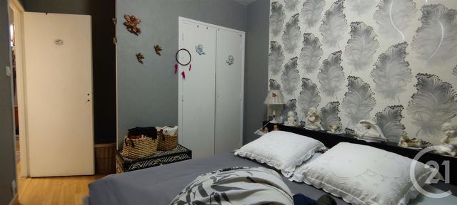 Appartement à vendre - 4 pièces - 70.37 m2 - CHALONS EN CHAMPAGNE - 51 - CHAMPAGNE-ARDENNE - Century 21 Martinot Immobilier