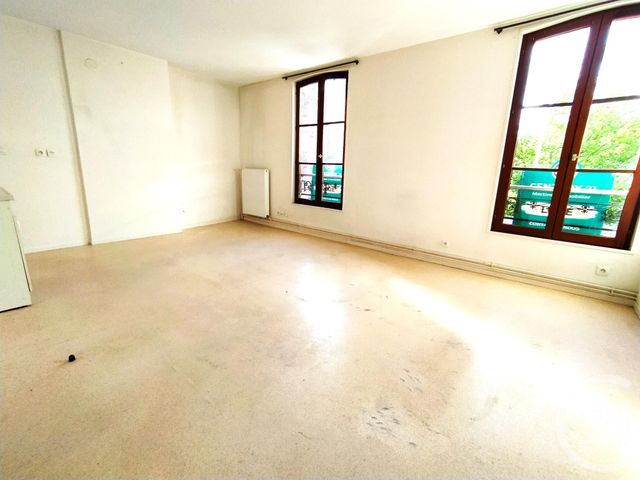 Appartement F2 à louer - 2 pièces - 49.0 m2 - CHALONS EN CHAMPAGNE - 51 - CHAMPAGNE-ARDENNE - Century 21 Martinot Immobilier