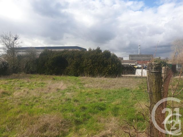 Afficher la photo en grand terrain à vendre - 612.0 m2 - CHALONS EN CHAMPAGNE - 51 - CHAMPAGNE-ARDENNE - Century 21 Martinot Immobilier