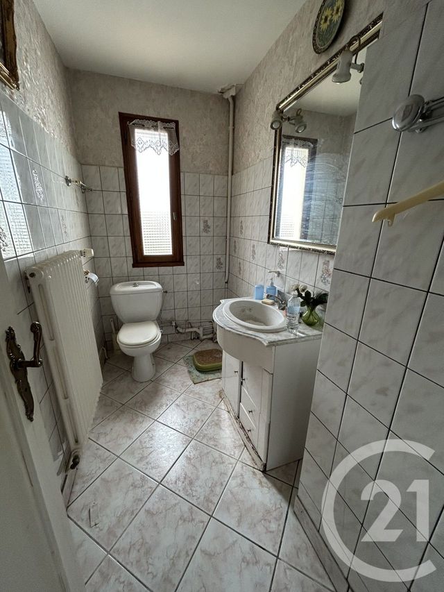 Afficher la photo en grand maison à vendre - 6 pièces - 105.0 m2 - CHALONS EN CHAMPAGNE - 51 - CHAMPAGNE-ARDENNE - Century 21 Martinot Immobilier