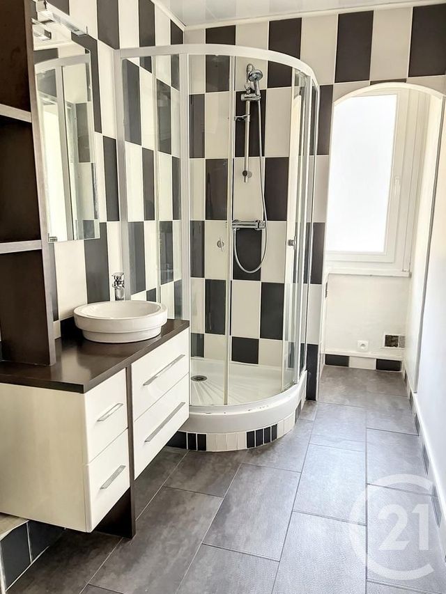 Appartement F3 à vendre - 3 pièces - 66.6 m2 - CHALONS EN CHAMPAGNE - 51 - CHAMPAGNE-ARDENNE - Century 21 Martinot Immobilier