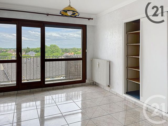 Appartement F3 à vendre - 3 pièces - 91.0 m2 - CHALONS EN CHAMPAGNE - 51 - CHAMPAGNE-ARDENNE - Century 21 Martinot Immobilier