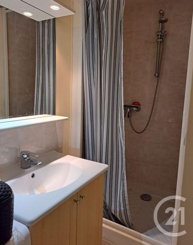 Appartement Studio à vendre - 1 pièce - 20.0 m2 - CHALONS EN CHAMPAGNE - 51 - CHAMPAGNE-ARDENNE - Century 21 Martinot Immobilier