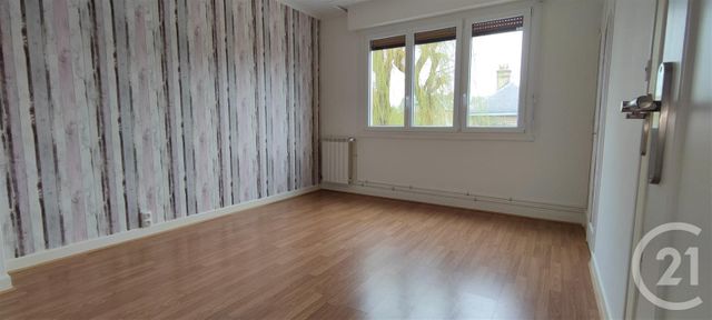 Appartement F3 à vendre - 3 pièces - 82.6 m2 - CHALONS EN CHAMPAGNE - 51 - CHAMPAGNE-ARDENNE - Century 21 Martinot Immobilier