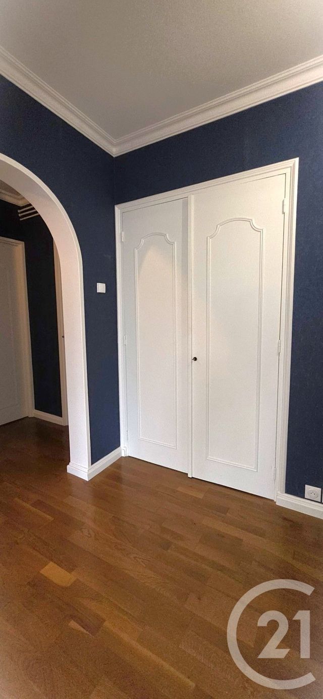 Appartement F3 à vendre - 3 pièces - 82.6 m2 - CHALONS EN CHAMPAGNE - 51 - CHAMPAGNE-ARDENNE - Century 21 Martinot Immobilier