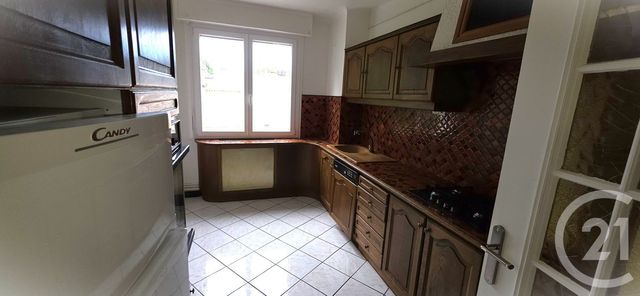 Appartement F3 à vendre - 3 pièces - 82.6 m2 - CHALONS EN CHAMPAGNE - 51 - CHAMPAGNE-ARDENNE - Century 21 Martinot Immobilier