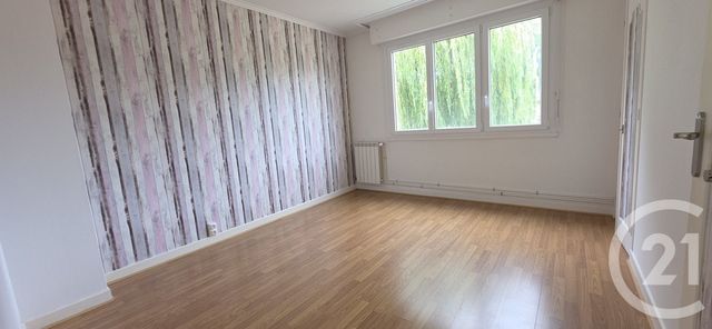 Appartement F3 à vendre - 3 pièces - 82.6 m2 - CHALONS EN CHAMPAGNE - 51 - CHAMPAGNE-ARDENNE - Century 21 Martinot Immobilier