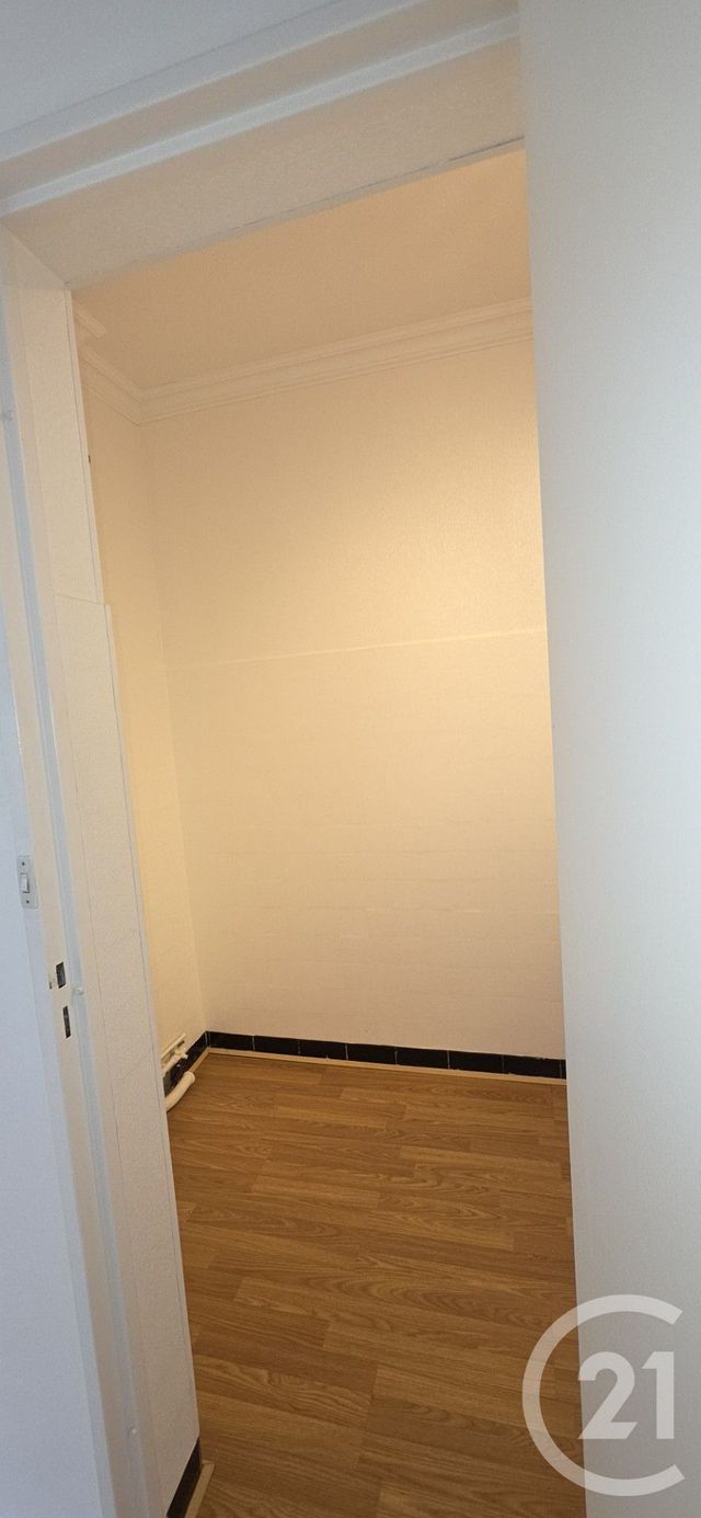 Appartement F3 à vendre - 3 pièces - 82.6 m2 - CHALONS EN CHAMPAGNE - 51 - CHAMPAGNE-ARDENNE - Century 21 Martinot Immobilier