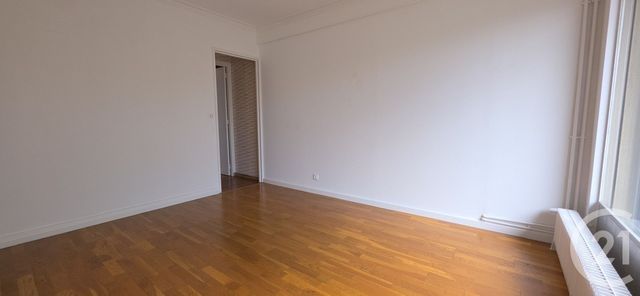 Appartement F3 à vendre - 3 pièces - 82.6 m2 - CHALONS EN CHAMPAGNE - 51 - CHAMPAGNE-ARDENNE - Century 21 Martinot Immobilier