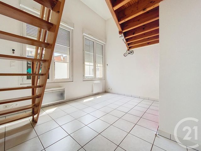 Appartement Studio à louer - 1 pièce - 19.5 m2 - CHALONS EN CHAMPAGNE - 51 - CHAMPAGNE-ARDENNE - Century 21 Martinot Immobilier
