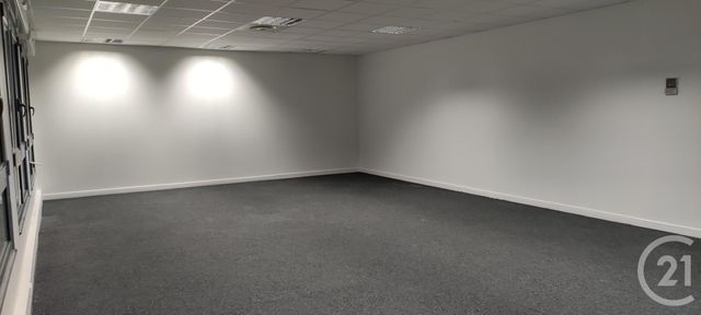 Afficher la photo en grand entreprise à louer - 64.5 m2 - CHALONS EN CHAMPAGNE - 51 - CHAMPAGNE-ARDENNE - Century 21 Martinot Immobilier