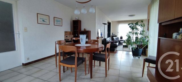 maison à vendre - 7 pièces - 168.0 m2 - FAGNIERES - 51 - CHAMPAGNE-ARDENNE - Century 21 Martinot Immobilier