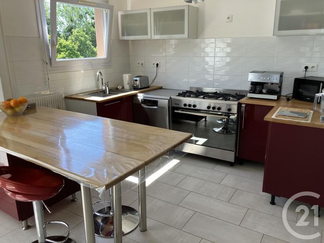 Appartement F4 à vendre - 4 pièces - 77.68 m2 - CHALONS EN CHAMPAGNE - 51 - CHAMPAGNE-ARDENNE - Century 21 Martinot Immobilier