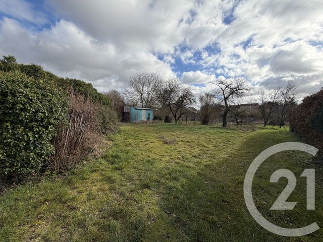 terrain - CHALONS EN CHAMPAGNE - 51