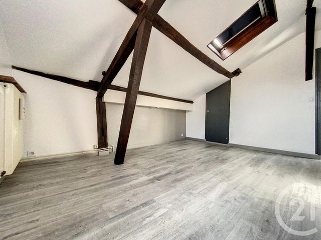 Appartement F2 à louer - 2 pièces - 76.53 m2 - CHALONS EN CHAMPAGNE - 51 - CHAMPAGNE-ARDENNE - Century 21 Martinot Immobilier