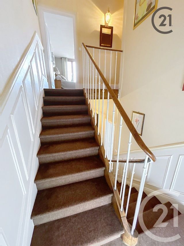 maison à vendre - 8 pièces - 159.0 m2 - CHALONS EN CHAMPAGNE - 51 - CHAMPAGNE-ARDENNE - Century 21 Martinot Immobilier