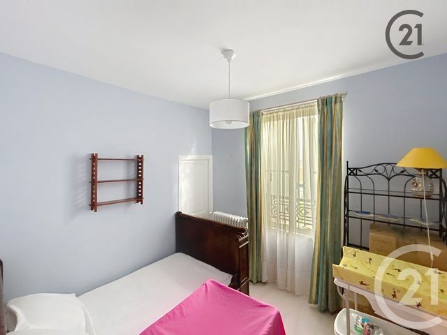 maison à vendre - 8 pièces - 159.0 m2 - CHALONS EN CHAMPAGNE - 51 - CHAMPAGNE-ARDENNE - Century 21 Martinot Immobilier