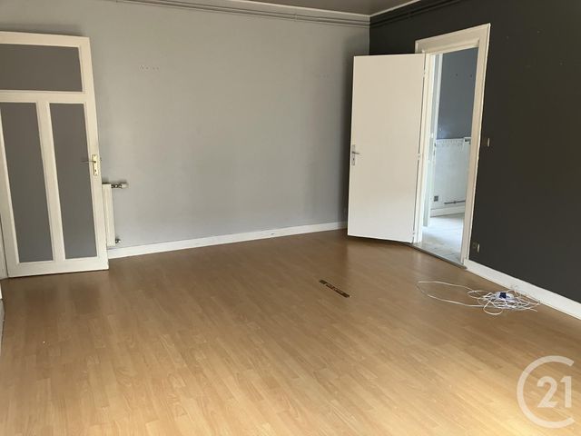 Appartement à vendre - 4 pièces - 80.02 m2 - CHALONS EN CHAMPAGNE - 51 - CHAMPAGNE-ARDENNE - Century 21 Martinot Immobilier
