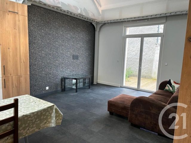 Appartement F5 à vendre - 5 pièces - 82.0 m2 - CHALONS EN CHAMPAGNE - 51 - CHAMPAGNE-ARDENNE - Century 21 Martinot Immobilier