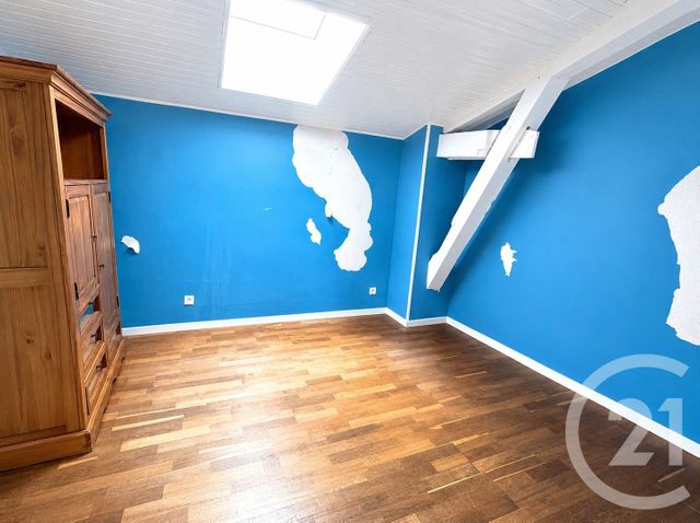 Appartement F4 à vendre - 4 pièces - 123.0 m2 - CHALONS EN CHAMPAGNE - 51 - CHAMPAGNE-ARDENNE - Century 21 Martinot Immobilier