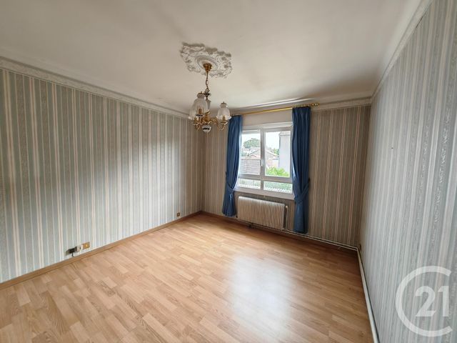 Appartement T3 à vendre - 3 pièces - 62.76 m2 - CHALONS EN CHAMPAGNE - 51 - CHAMPAGNE-ARDENNE - Century 21 Martinot Immobilier