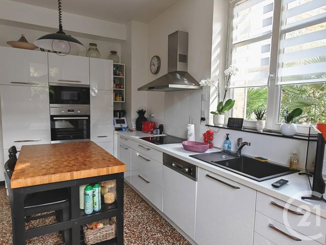 maison à vendre - 11 pièces - 220.0 m2 - CHALONS EN CHAMPAGNE - 51 - CHAMPAGNE-ARDENNE - Century 21 Martinot Immobilier