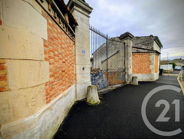 maison à vendre - 7 pièces - 231.48 m2 - ECURY SUR COOLE - 51 - CHAMPAGNE-ARDENNE - Century 21 Martinot Immobilier