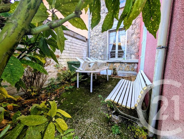 maison à vendre - 5 pièces - 122.74 m2 - CHALONS EN CHAMPAGNE - 51 - CHAMPAGNE-ARDENNE - Century 21 Martinot Immobilier