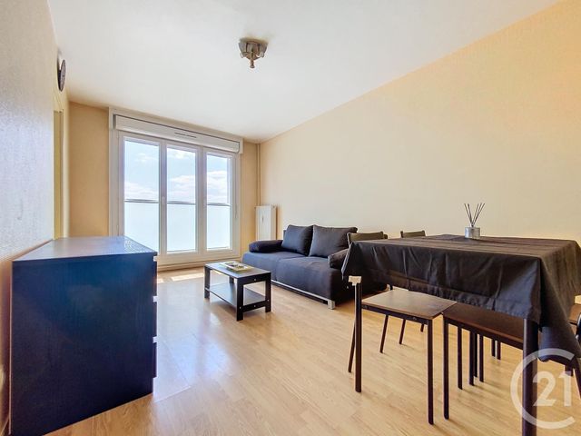 Appartement Studio à louer - 1 pièce - 27.25 m2 - ST MEMMIE - 51 - CHAMPAGNE-ARDENNE - Century 21 Martinot Immobilier