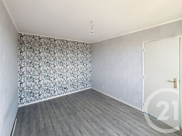 Appartement F2 à louer - 2 pièces - 42.0 m2 - CHALONS EN CHAMPAGNE - 51 - CHAMPAGNE-ARDENNE - Century 21 Martinot Immobilier
