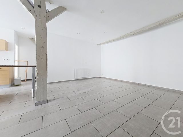 Appartement F4 à vendre - 4 pièces - 74.74 m2 - CHALONS EN CHAMPAGNE - 51 - CHAMPAGNE-ARDENNE - Century 21 Martinot Immobilier