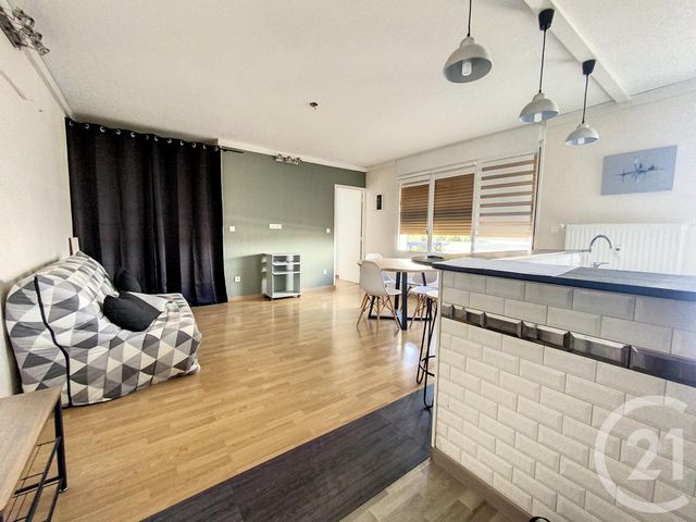 Afficher la photo en grand Appartement F2 à louer - 2 pièces - 43.16 m2 - CHALONS EN CHAMPAGNE - 51 - CHAMPAGNE-ARDENNE - Century 21 Martinot Immobilier