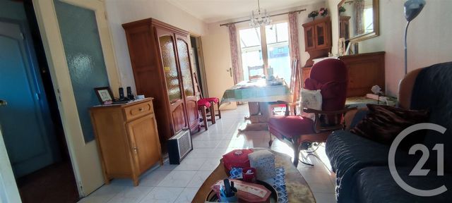 maison à vendre - 4 pièces - 88.0 m2 - FAGNIERES - 51 - CHAMPAGNE-ARDENNE - Century 21 Martinot Immobilier