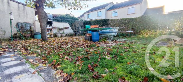 maison à vendre - 4 pièces - 88.0 m2 - FAGNIERES - 51 - CHAMPAGNE-ARDENNE - Century 21 Martinot Immobilier