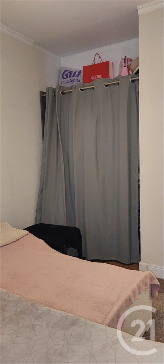 Appartement F3 à vendre - 5 pièces - 65.0 m2 - CHALONS EN CHAMPAGNE - 51 - CHAMPAGNE-ARDENNE - Century 21 Martinot Immobilier