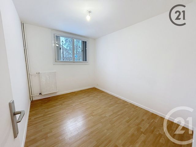 Appartement F5 à vendre - 5 pièces - 108.0 m2 - CHALONS EN CHAMPAGNE - 51 - CHAMPAGNE-ARDENNE - Century 21 Martinot Immobilier