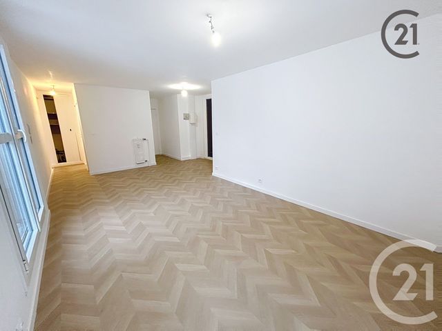 Appartement F5 à vendre - 5 pièces - 108.0 m2 - CHALONS EN CHAMPAGNE - 51 - CHAMPAGNE-ARDENNE - Century 21 Martinot Immobilier