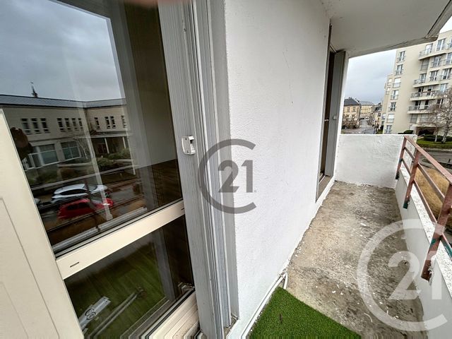 Appartement F3 à vendre - 3 pièces - 66.49 m2 - CHALONS EN CHAMPAGNE - 51 - CHAMPAGNE-ARDENNE - Century 21 Martinot Immobilier